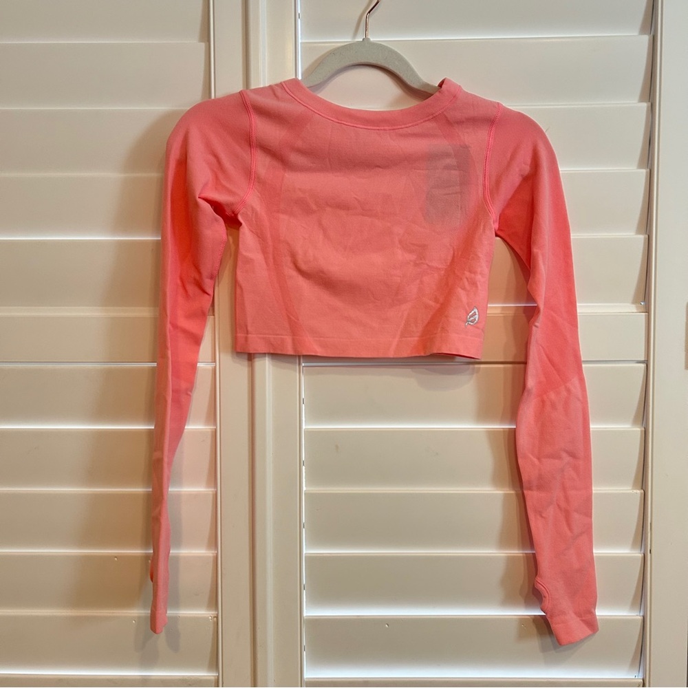 Ptula Cropped Athletic Shirt Pink Coral Size XS